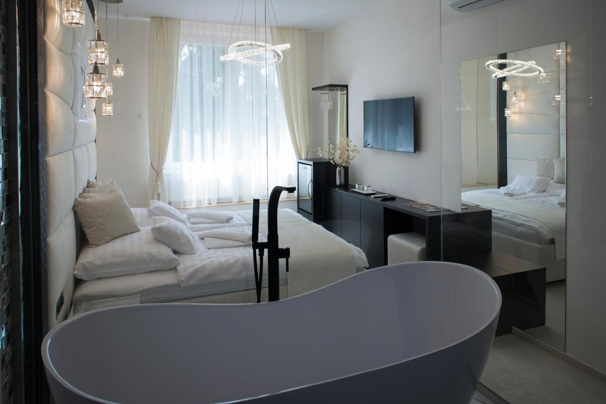 Z Rooms Boutique Zalaegerszeg Esterno foto