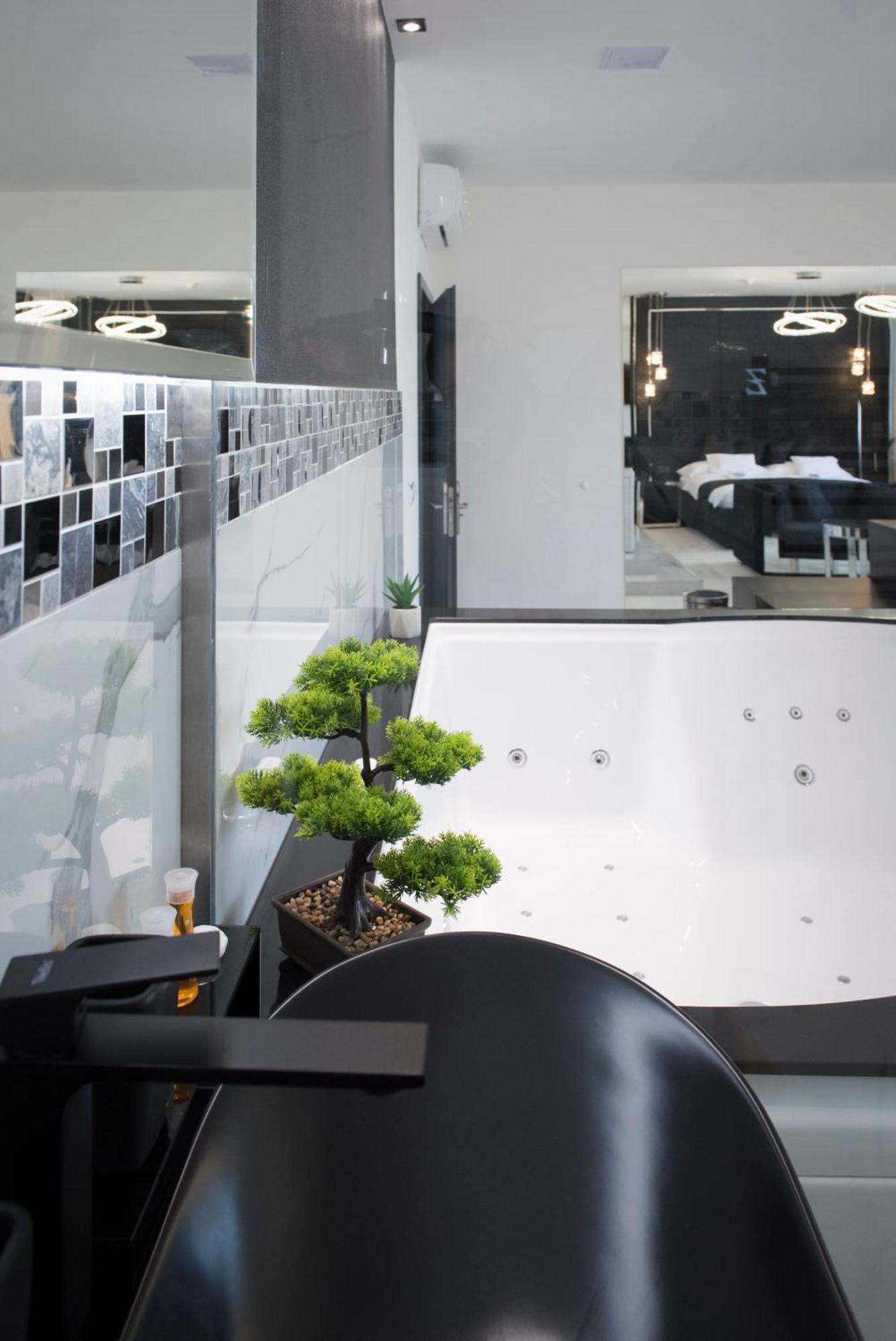 Z Rooms Boutique Zalaegerszeg Esterno foto